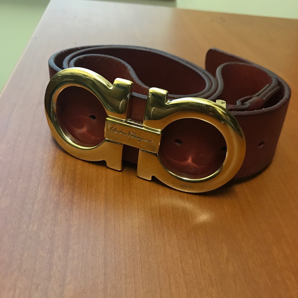 salvatore ferragamo burgundy belt